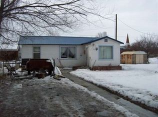 305 Clark St S, Vale, OR 97918