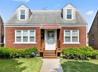 12423 S Ada St, Calument Park, IL 60827