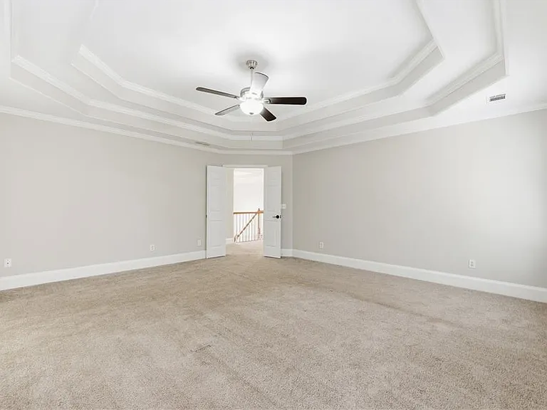 2570 Wood Creek Ct — Photo 33
