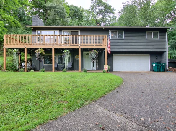 1620 Palomino Road, Eau Claire, WI 54701