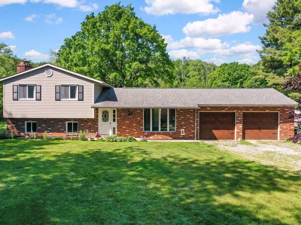 3325 Kauffman Rd NW, Carroll, OH 43112