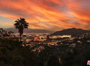 3200 Wrightwood Dr, Studio City, CA 91604
