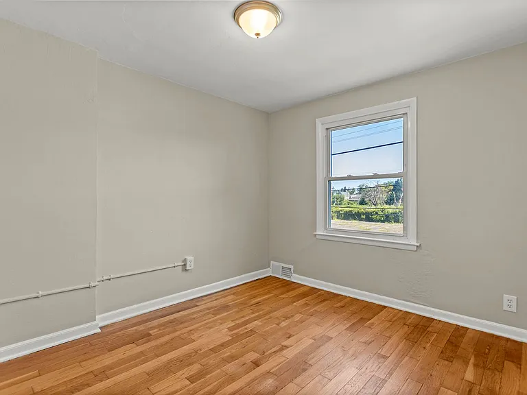 450 Marquette Dr — Photo 19