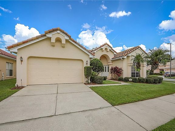2nd image of 6463 Pinewood Dr