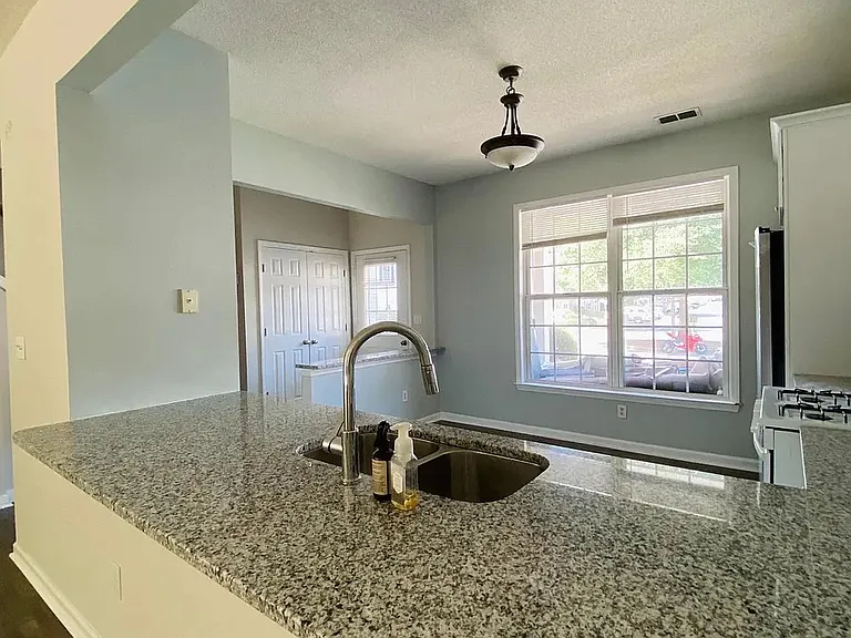 9155 Nesbit Ferry Rd #0 — Photo 8