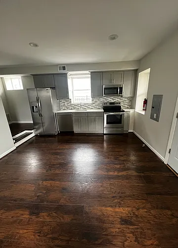 204 Baltimore Ave #1A Photo 1