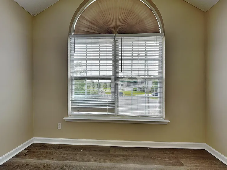 57 Springwater Dr — Photo 12