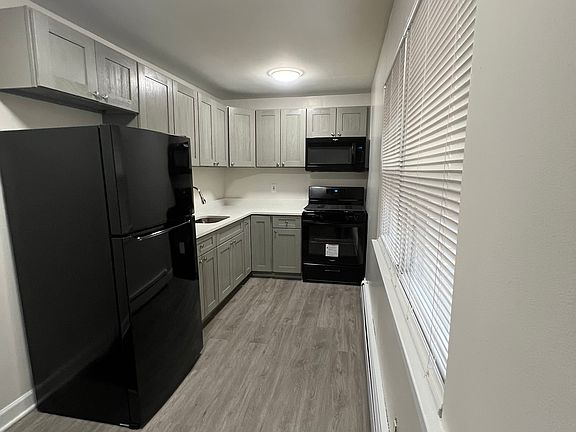 2nd image of 54 N Franklin Tpke APT 14