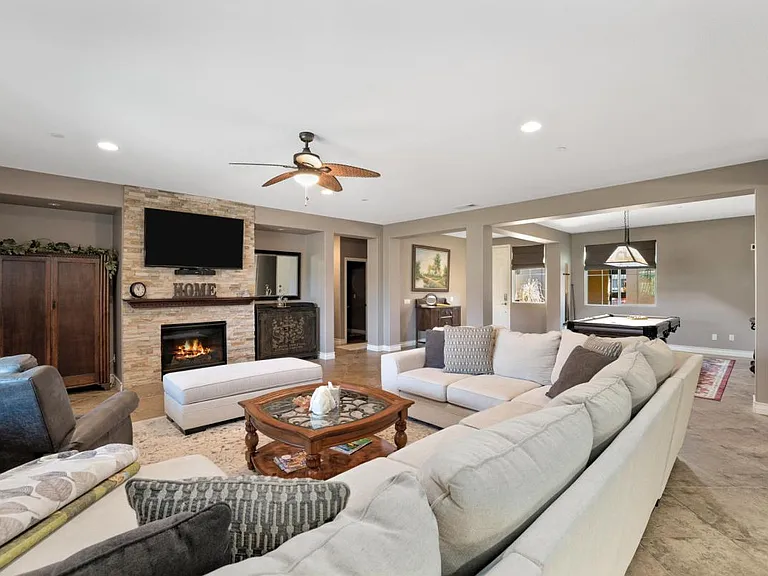 48219 Newport Bridge Pl — Photo 41