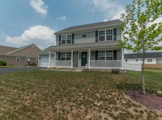 14 Autumn Blaze Way, Ephrata, PA 17522