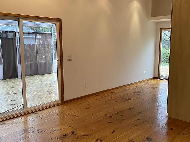 1414 San Carlos Ave — Photo 94