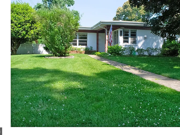 6415 Potomac Ave — Photo 2