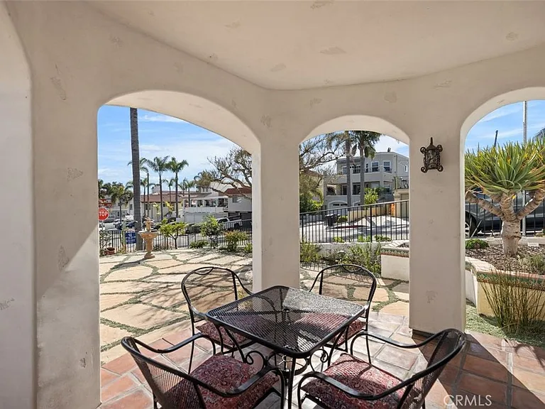 240 Avenida Rosa #B — Photo 29