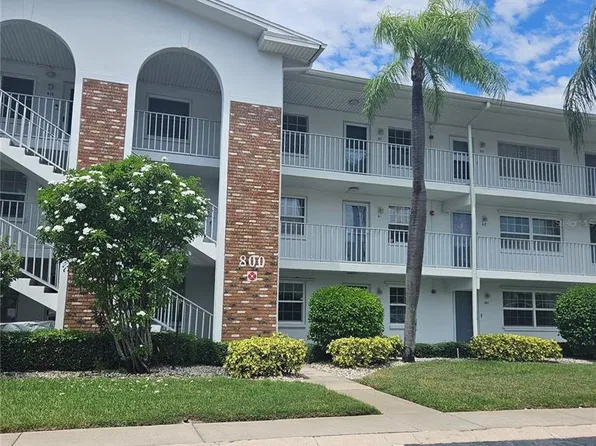 802 BRANDY WINE DRIVE, LARGO, FL 33771