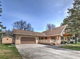 1234 N Shore Dr, Gaylord, MI 49735