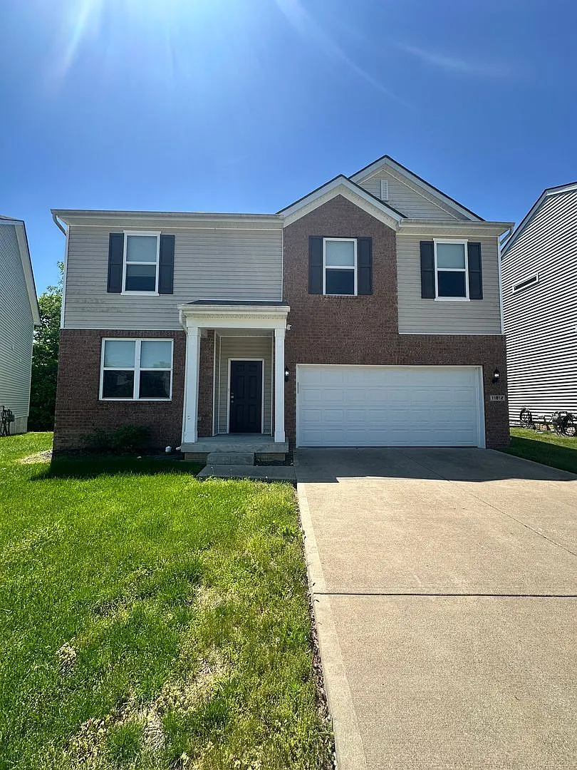 Spacious 4-Bedroom Home Available Now! — Photo 1