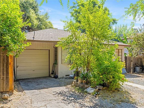 5th image of 768 E Sacramento St