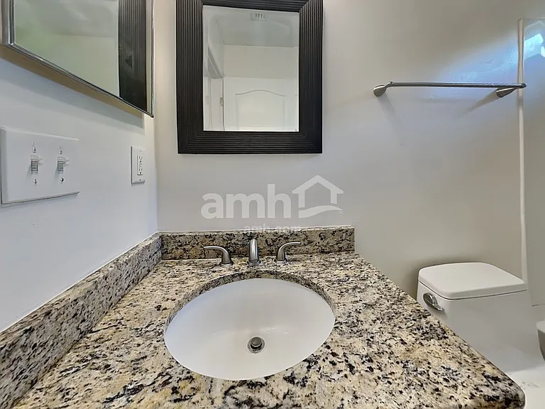 3584 Shrewsbury Dr — Photo 14
