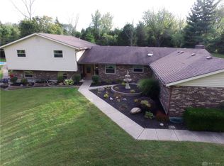 2112 Belvo Rd, Miamisburg, OH 45342