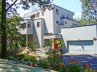 49 Whippoorwill Xing, Armonk, NY 10504