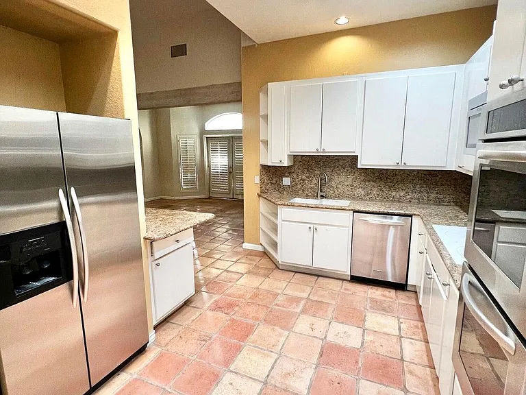 79115 Bermuda Dunes Dr — Photo 10