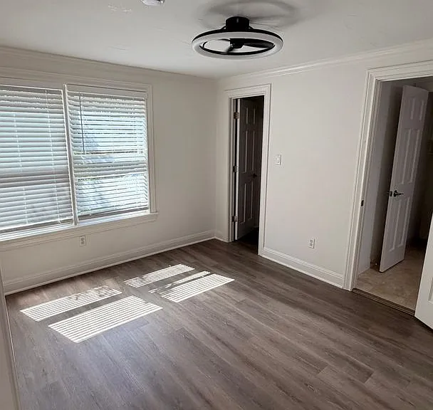 804 E Dean Keeton St — Photo 19