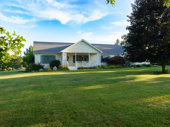 1205 Grosvenor Rd, Grass Lake, MI 49240
