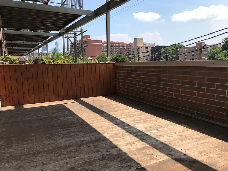 HIGHPOINT West Loop — Photo 14