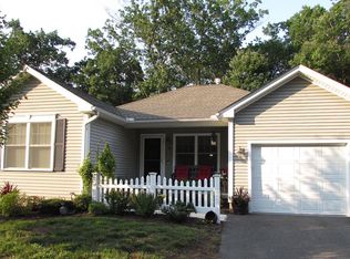 53 Mourning Dove Trl, E Windsor, CT 06088