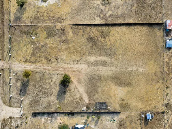 148 Caliza Dr, Bertram, TX 78605
