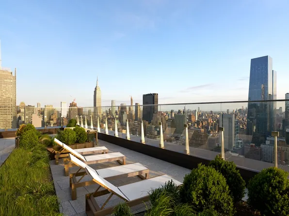 550 10th Avenue image 11 of 12