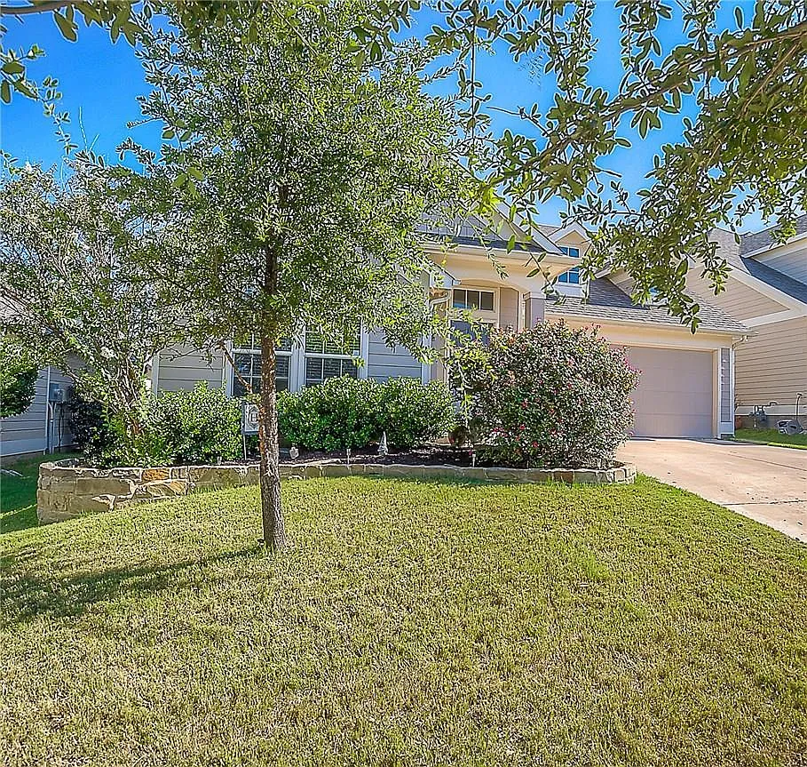 3 bed, 1799 sqft, $2,599 — Photo 1
