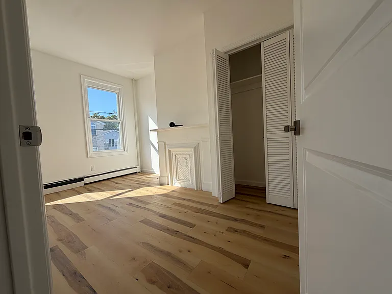 251 Halladay St #2 — Photo 6