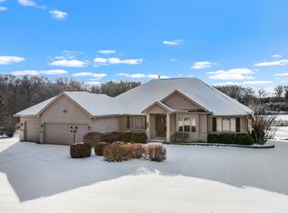 8317 Snaresbrook Rd, Roscoe, IL 61073