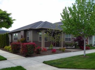 1107 N Haskell St, Central Point, OR 97502