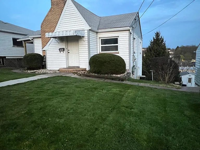 1021 Mace St — Photo 5