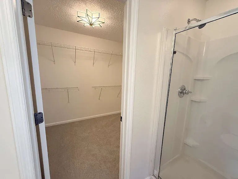 436 Bostwick Cir — Photo 23