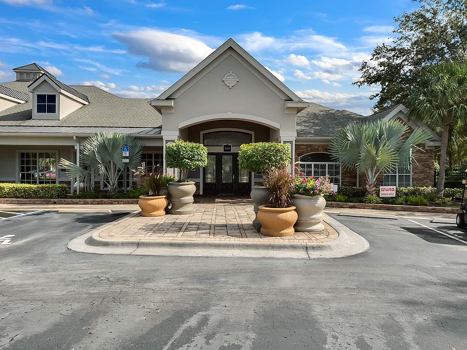 1st image of 3701 Grandewood Blvd #935