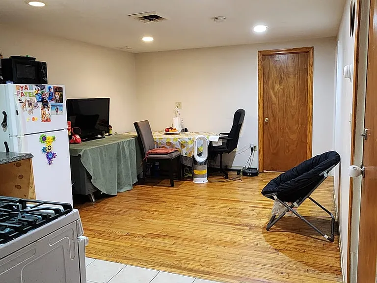 65A Beach St #3A — Photo 3