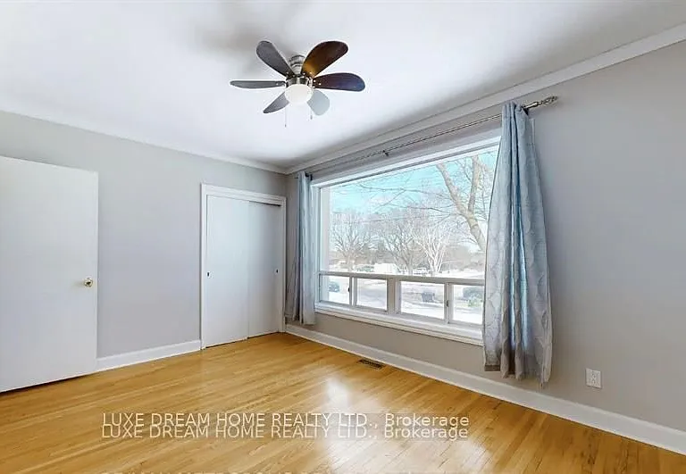 16 Perivale Cres — Photo 14