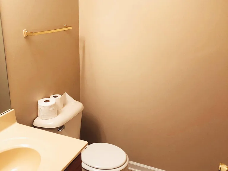 1040 Blackwell Ct #2 — Photo 7