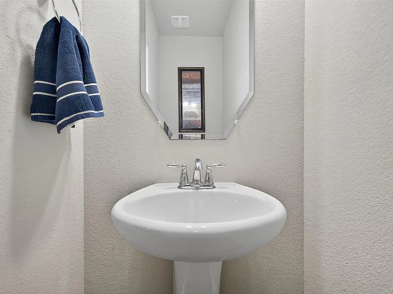 13935 Manobrook Ct — Photo 28
