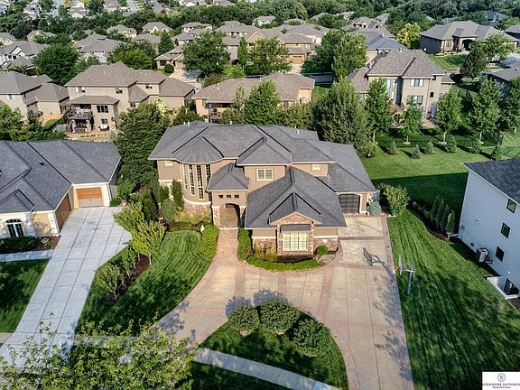 4th image of 3106 N 192 Ave