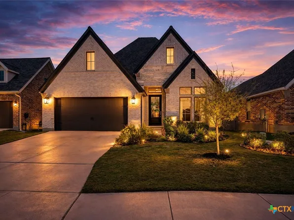 1816 Field Brk, Seguin, TX 78155