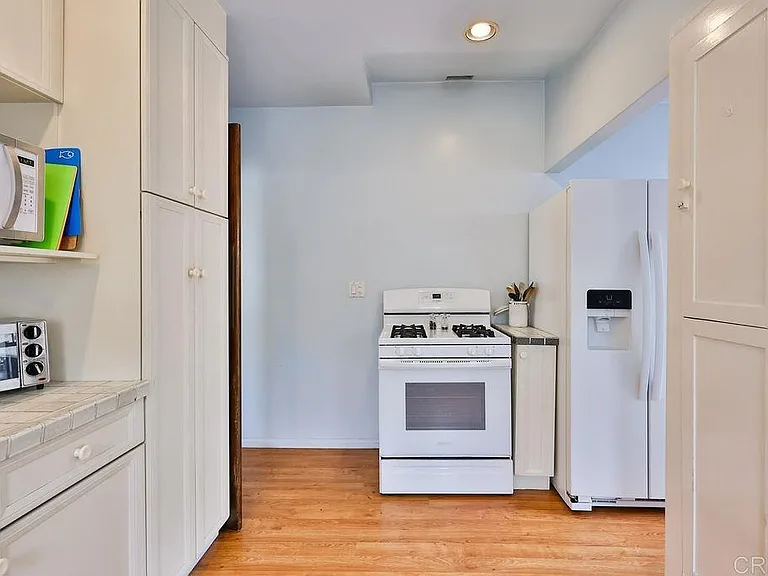 861 G Ave — Photo 10