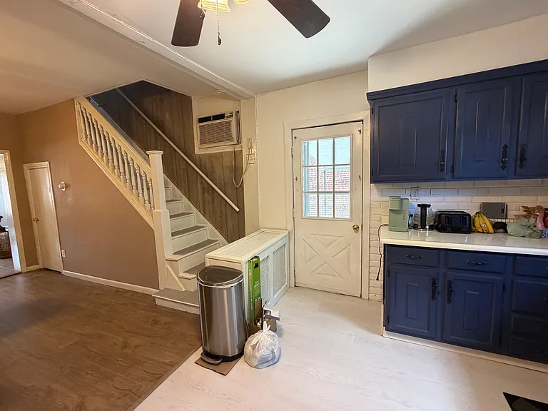 Exit to side yard