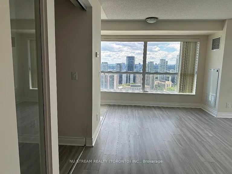 275 Yorkland Rd #2802 — Photo 3