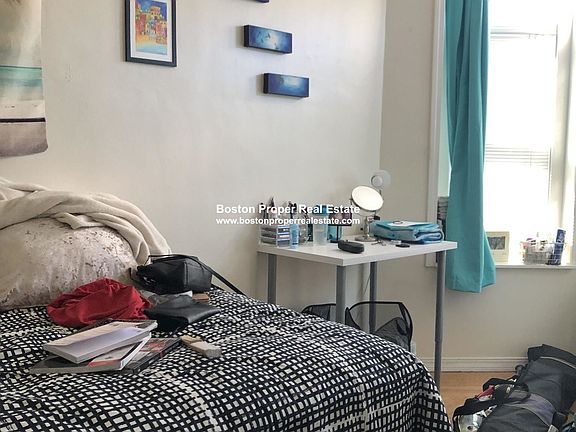 5th image of 447 Park Dr #22