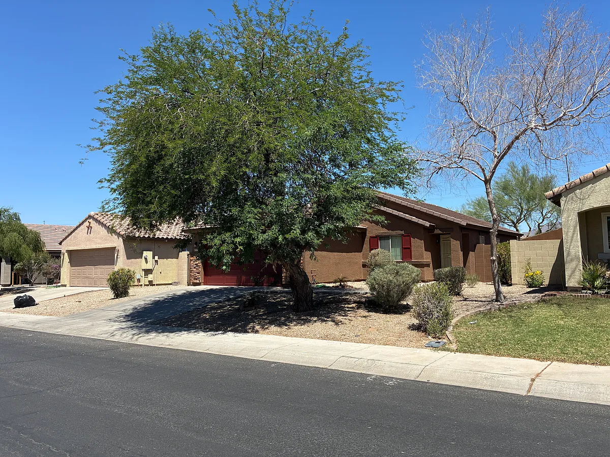 Building Photo - 23826 W Yavapai St