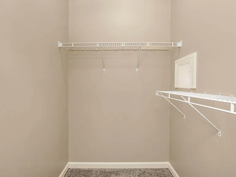 Stonewater Place Apartments — Photo 25